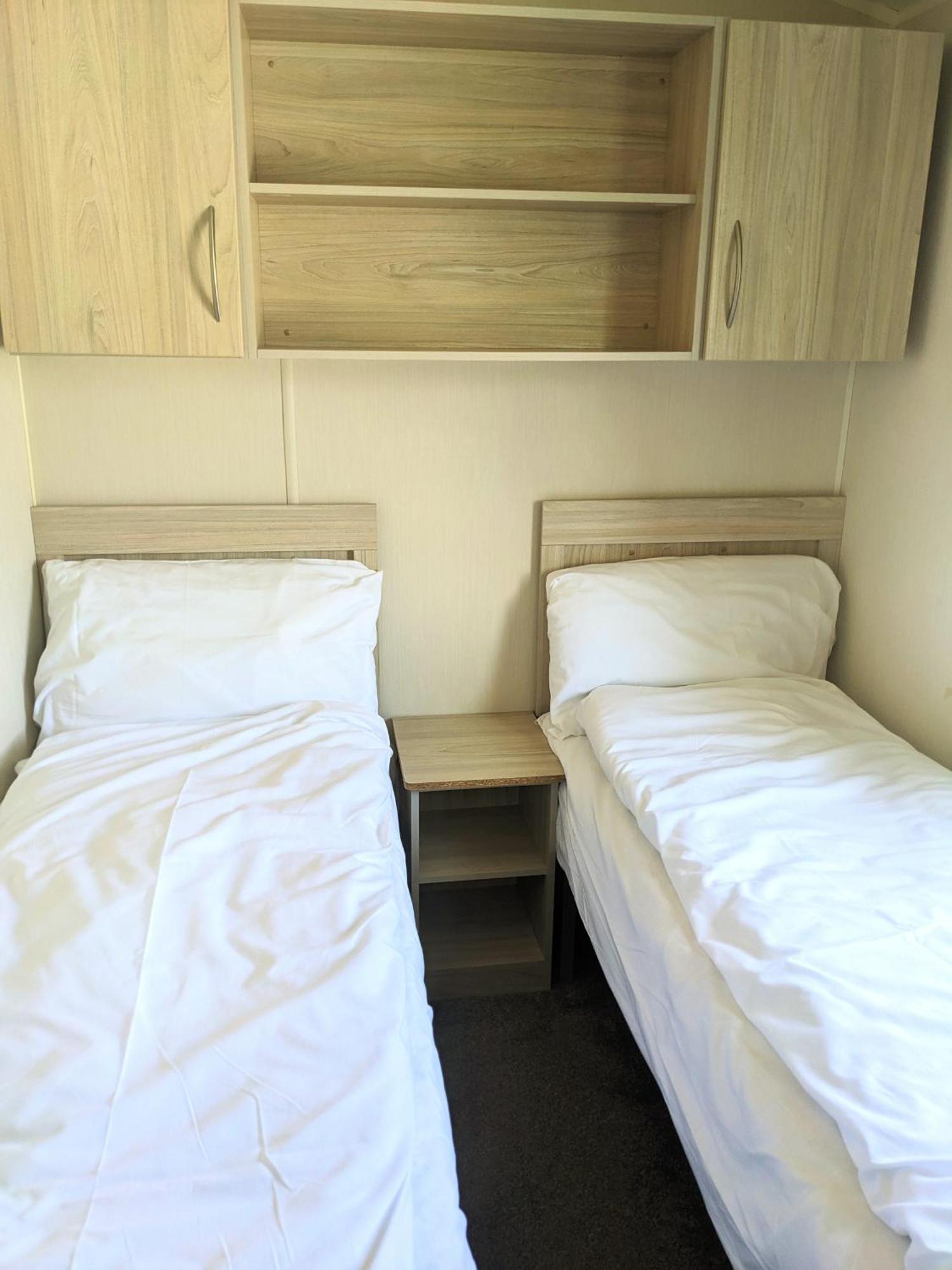 Large 4 Person Couples And Family Caravan In Newquay Bay Resort Ngoại thất bức ảnh
